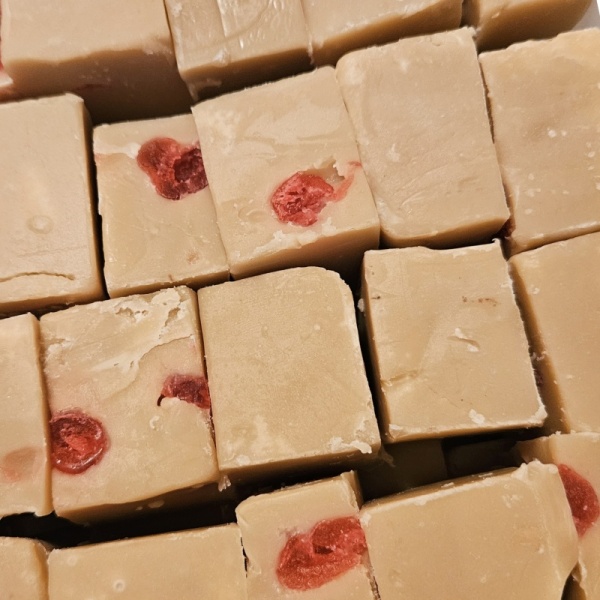 Vanilla & Cherry Flavour Luxury Hand Made Fudge Factory